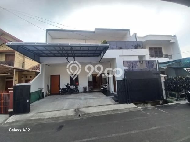 Hunian Super Elit dengan Akses Paling Strategis di Simprug, Jakarta Selatan Hunian Super Elit dengan Akses Paling Strategis di Simprug, Jakarta Selatan