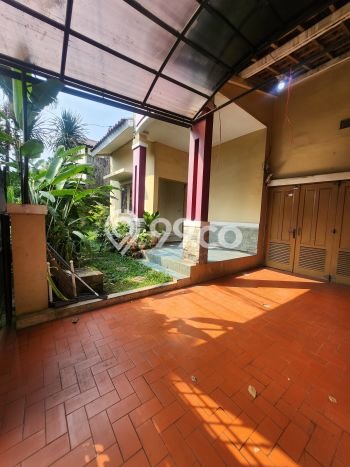 Siap Huni Rumah Mewah 5 Kamar di Kebayoran Lama Dekat ke Mana Pun Siap Huni Rumah Mewah 5 Kamar di Kebayoran Lama Dekat ke Mana Pun