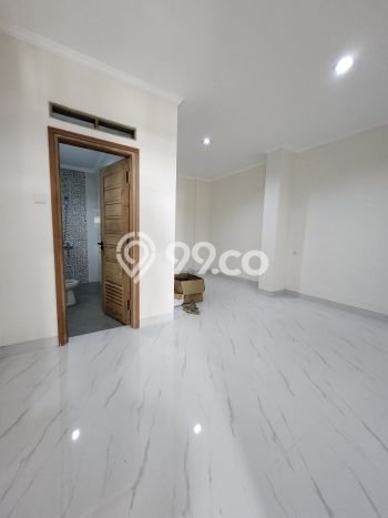 Rumah Elit LB 250m2 Siap Pakai Desain Elegan di Bintaro, Jakarta Selatan Rumah Elit LB 250m2 Siap Pakai Desain Elegan di Bintaro, Jakarta Selatan