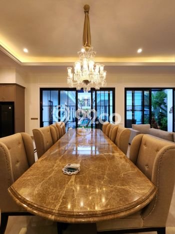 Dijual Rumah Elit Exclusive di Kebayoran Lama, Jakarta Selatan Dijual Rumah Elit Exclusive di Kebayoran Lama, Jakarta Selatan