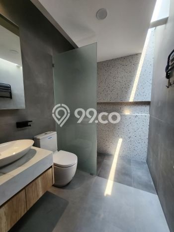 Rumah Elit LB 180m2 Siap Pakai Desain Elegan di Veteran, Jakarta Selatan Rumah Elit LB 180m2 Siap Pakai Desain Elegan di Veteran, Jakarta Selatan