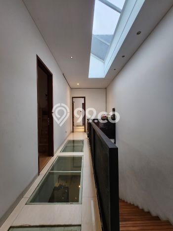 Dijual Rumah Luas Megah Dengan View Cantik di Veteran, Jakarta Selatan Dijual Rumah Luas Megah Dengan View Cantik di Veteran, Jakarta Selatan