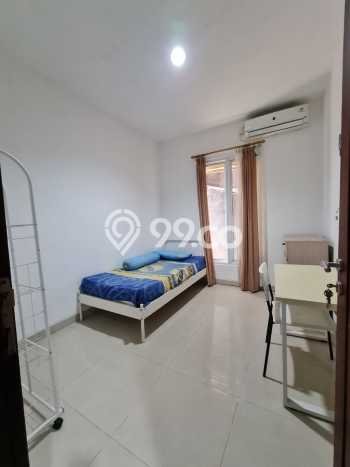 Siap Huni Hunian Elit 6 Kamar di Kebayoran Baru Dekat ke Mana Pun Siap Huni Hunian Elit 6 Kamar di Kebayoran Baru Dekat ke Mana Pun