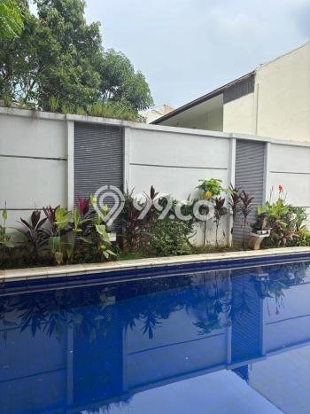 Sewa Rumah Strategis LT 541m2 / LB 464m2 di Cipete, Jakarta Selatan Sewa Rumah Strategis LT 541m2 / LB 464m2 di Cipete, Jakarta Selatan