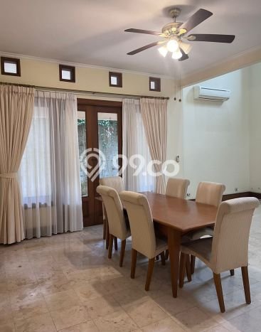 Rumah sewa siap pakai 3 KT di Cipete, Jakarta Selatan Rumah sewa siap pakai 3 KT di Cipete, Jakarta Selatan