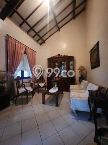 For Sale! Luxury House LT 250m2 Desain Elegan di Lebak Bulus For Sale! Luxury House LT 250m2 Desain Elegan di Lebak Bulus