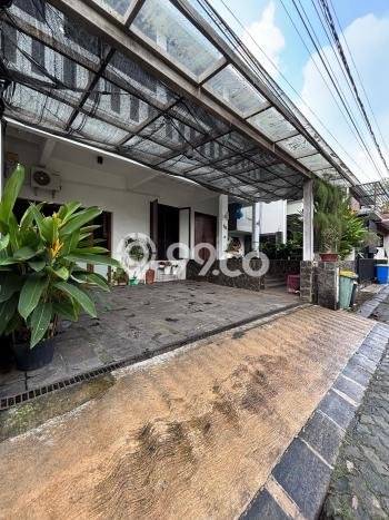 Rumah Elit Modern Tanpa Renovasi di Veteran Jakarta Selatan Rumah Elit Modern Tanpa Renovasi di Veteran Jakarta Selatan