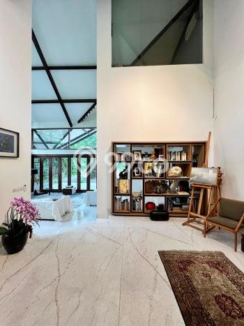 Hunian Elit LB 1400m2 Siap Huni Desain Elegan di Kemang, Jakarta Selatan Hunian Elit LB 1400m2 Siap Huni Desain Elegan di Kemang, Jakarta Selatan