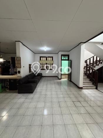 Rumah Elit LB 250m2 Siap Huni Desain Elegan di Pondok Labu, Jakarta Selatan Rumah Elit LB 250m2 Siap Huni Desain Elegan di Pondok Labu, Jakarta Selatan