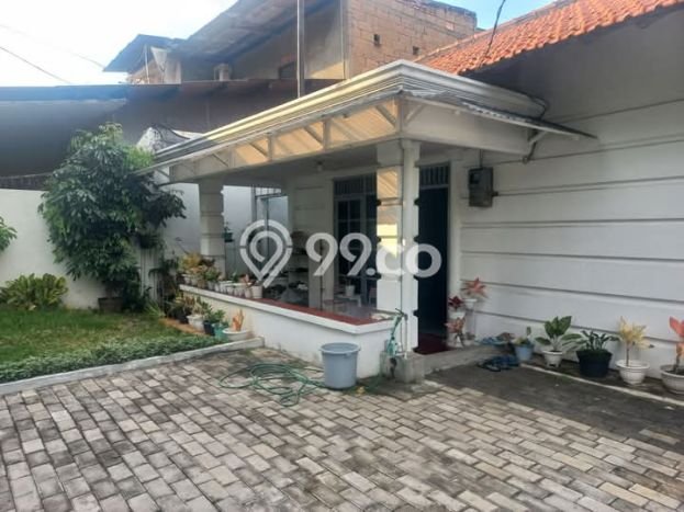 Hunian Elit LB 150m2 Siap Pakai Desain Elegan di Pejaten, Jakarta Selatan Hunian Elit LB 150m2 Siap Pakai Desain Elegan di Pejaten, Jakarta Selatan