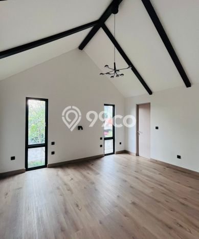 Rumah Mewah LB 265m2 Siap Pakai Desain Elegan di Cipete, Jakarta Selatan Rumah Mewah LB 265m2 Siap Pakai Desain Elegan di Cipete, Jakarta Selatan