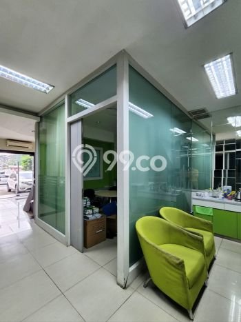 Unit Ruko Dijual di Tebet Jakarta Selatan Luas Tanah 285m2, Luas Bangunan 525m2 Unit Ruko Dijual di Tebet Jakarta Selatan Luas Tanah 285m2, Luas Bangunan 525m2