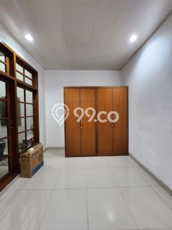 Rumah Luxury Modern Tanpa Renovasi di Kemang Jakarta Selatan Rumah Luxury Modern Tanpa Renovasi di Kemang Jakarta Selatan
