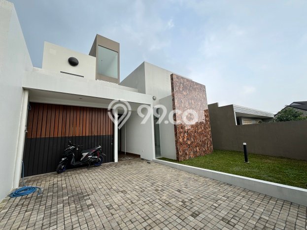 Ready to Use! Premium House LT 339m2 Desain Modern di Setiabudi Ready to Use! Premium House LT 339m2 Desain Modern di Setiabudi