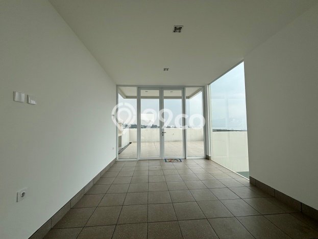 Ready to Use! Premium House LT 339m2 Desain Modern di Setiabudi Ready to Use! Premium House LT 339m2 Desain Modern di Setiabudi