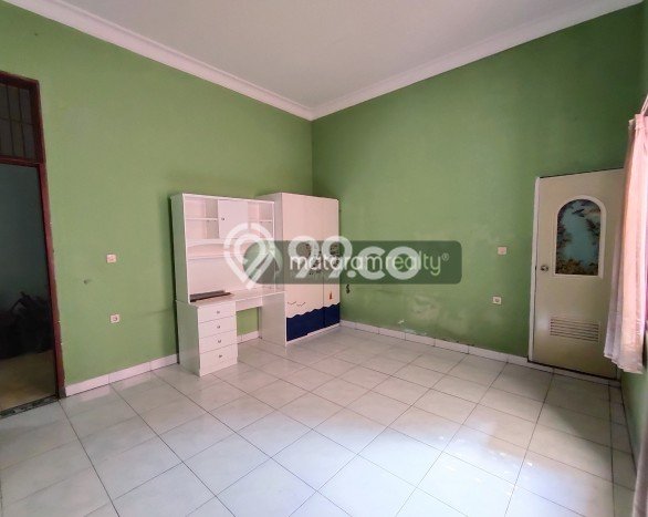 Rumah di , 5 KM, Area Potensial Rumah di , 5 KM, Area Potensial