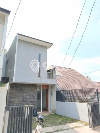 Kesempatan Memiliki Rumah LT 125m² / LB 160m² di Lokasi Strategis Geger Kalong, Bandung Kesempatan Memiliki Rumah LT 125m² / LB 160m² di Lokasi Strategis Geger Kalong, Bandung