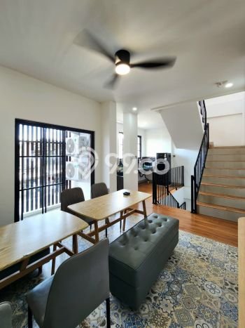 Kos-kosan Dijual di Cipete Jakarta Selatan Luas 350m2 Kos-kosan Dijual di Cipete Jakarta Selatan Luas 350m2