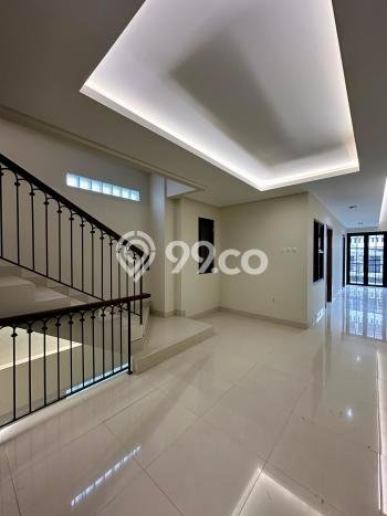 Aset Investasi! Kost Dijual di Senen, Jakarta Pusat, 18 KT, 18 KM, Luas 632m2 Aset Investasi! Kost Dijual di Senen, Jakarta Pusat, 18 KT, 18 KM, Luas 632m2