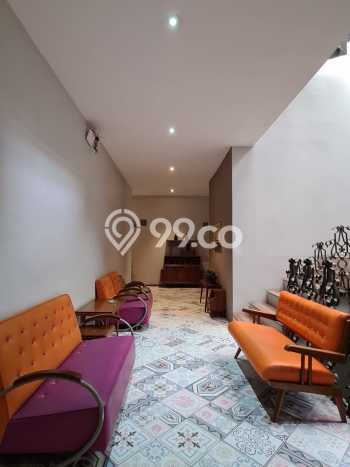 Unit Kost Dijual di Jakarta Selatan Spesifikasi 100 Kamar Tidur dan Kawasan Ramai Unit Kost Dijual di Jakarta Selatan Spesifikasi 100 Kamar Tidur dan Kawasan Ramai