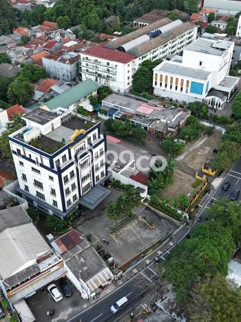 Unit Kantor Dijual di Jakarta Selatan LT 1172m2 & LB 2000m2 Unit Kantor Dijual di Jakarta Selatan LT 1172m2 & LB 2000m2