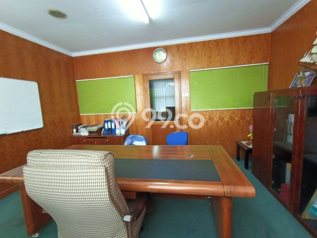 Unit Ruko Dijual di Bekasi LT 72m2 & LB 180m2 Unit Ruko Dijual di Bekasi LT 72m2 & LB 180m2