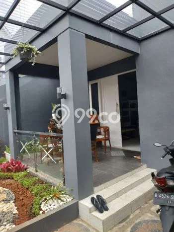 Rumah Elit Modern Tanpa Renovasi di Bambu Apus Jakarta Timur Rumah Elit Modern Tanpa Renovasi di Bambu Apus Jakarta Timur