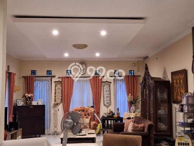 Rumah Luas Asri 5 KT Siap Pakai di Pekayon Bekasi Rumah Luas Asri 5 KT Siap Pakai di Pekayon Bekasi