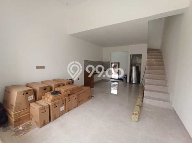 Jual Rumah Eksklusif 3 KT di Jatiwaringin, Jakarta Timur Jual Rumah Eksklusif 3 KT di Jatiwaringin, Jakarta Timur