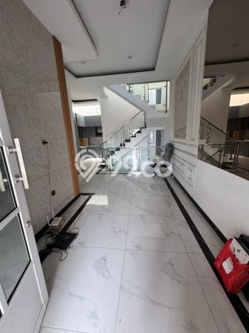 Rumah Mewah Siap Huni LT 102m2 di Kelapa Gading, Jakarta Utara Rumah Mewah Siap Huni LT 102m2 di Kelapa Gading, Jakarta Utara