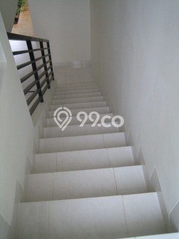 Rumah Minimalis 2 KT LT 80m2 di Gading Serpong Rumah Minimalis 2 KT LT 80m2 di Gading Serpong