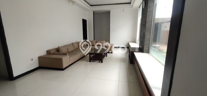 For Sale! Luxury House LT 434m2 Desain Elegan di Setra Indah For Sale! Luxury House LT 434m2 Desain Elegan di Setra Indah