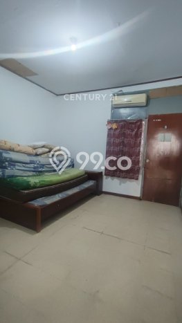Dijual Rumah Luas Megah Dengan View Cantik di Kayu Putih, Jakarta Timur Dijual Rumah Luas Megah Dengan View Cantik di Kayu Putih, Jakarta Timur