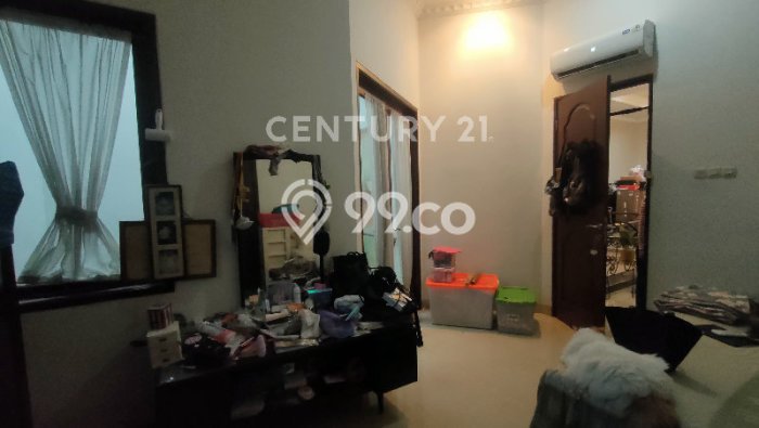 Ready to Use! Luxury House LT 209m2 Desain Modern di Rawamangun Ready to Use! Luxury House LT 209m2 Desain Modern di Rawamangun