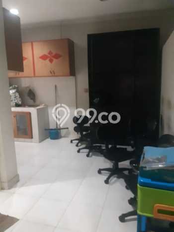 Ruko Dijual Lokasi Emas di Mampang Prapatan Luas 206m2 Ruko Dijual Lokasi Emas di Mampang Prapatan Luas 206m2
