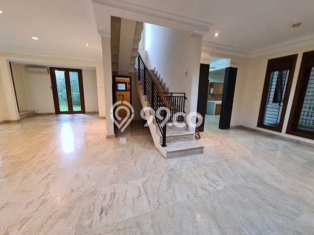 Dijual Rumah Luas Elegan Dengan View Cantik di Kuningan, Jakarta Selatan Dijual Rumah Luas Elegan Dengan View Cantik di Kuningan, Jakarta Selatan