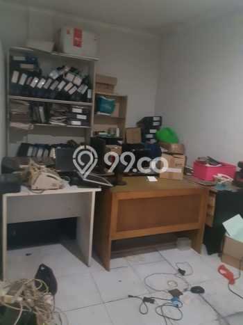 Ruko Dijual Lokasi Emas di Mampang Prapatan Luas 206m2 Ruko Dijual Lokasi Emas di Mampang Prapatan Luas 206m2