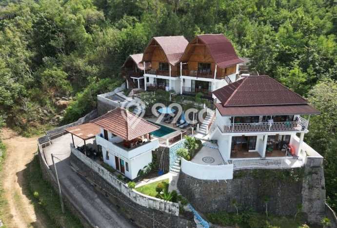 INVESTASI POTENSIAL! Vila Kawasan Pujut, Luas 1200m2m², Area Berkembang INVESTASI POTENSIAL! Vila Kawasan Pujut, Luas 1200m2m², Area Berkembang