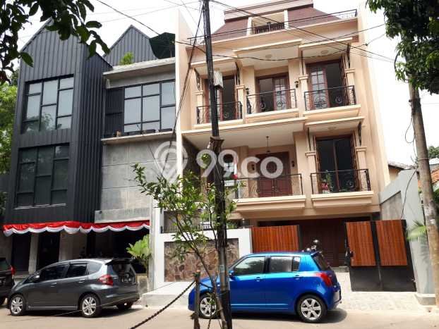 Hunian Mewah Dijual LT 158m2 di Cilandak, Jakarta Selatan Hunian Mewah Dijual LT 158m2 di Cilandak, Jakarta Selatan