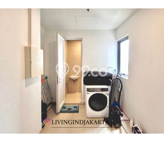HOT UNIT! Apartemen Kawasan Sudirman, 2 KM, Luas 131m2m² HOT UNIT! Apartemen Kawasan Sudirman, 2 KM, Luas 131m2m²