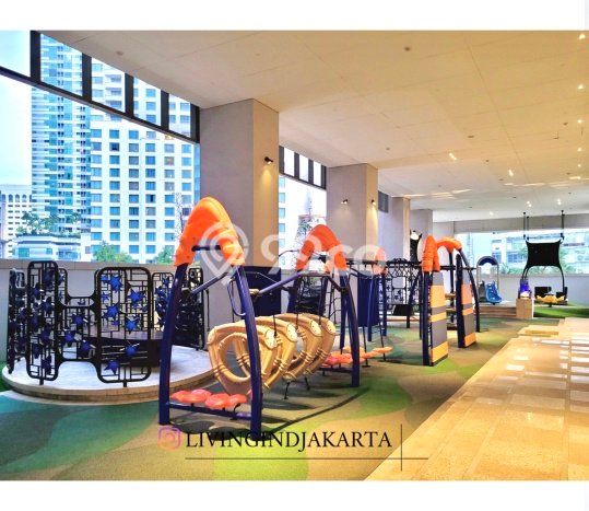 HOT UNIT! Apartemen Kawasan Sudirman, 2 KM, Luas 131m2m² HOT UNIT! Apartemen Kawasan Sudirman, 2 KM, Luas 131m2m²