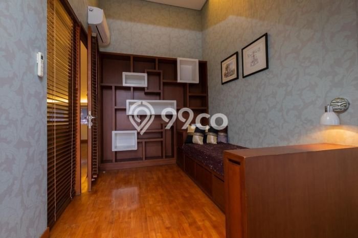 Jual Segera Rumah 5 KT 5 KM di Lippo Karawaci, Tangerang Jual Segera Rumah 5 KT 5 KM di Lippo Karawaci, Tangerang