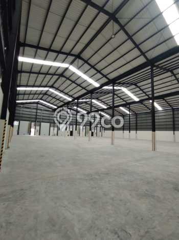 Gudang Disewakan Lokasi Benda Tangerang Harga Spesial! Gudang Disewakan Lokasi Benda Tangerang Harga Spesial!