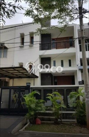 Kesempatan Investasi di Puri Indah, Dekat Kawasan Komersial, Jakarta Barat - LT 140m² Kesempatan Investasi di Puri Indah, Dekat Kawasan Komersial, Jakarta Barat - LT 140m²