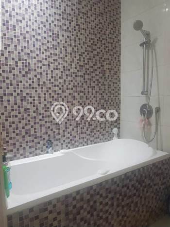 Rumah Nyaman di Green Lake City, Jakarta Barat, Luas 90m² Bangunan 102m² Rumah Nyaman di Green Lake City, Jakarta Barat, Luas 90m² Bangunan 102m²
