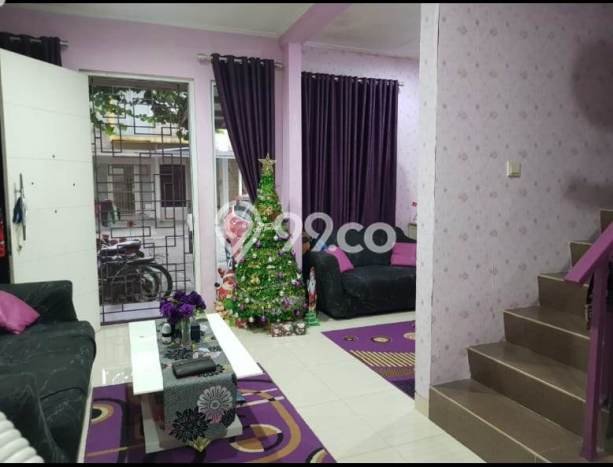 Rumah Nyaman di Green Lake City, Jakarta Barat, Luas 90m² Bangunan 102m² Rumah Nyaman di Green Lake City, Jakarta Barat, Luas 90m² Bangunan 102m²