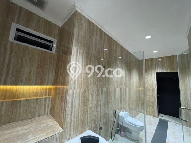 PRIME LOCATION! Rumah Berkembang di Metro Permata, Luas 257m² Bangunan 370m² PRIME LOCATION! Rumah Berkembang di Metro Permata, Luas 257m² Bangunan 370m²