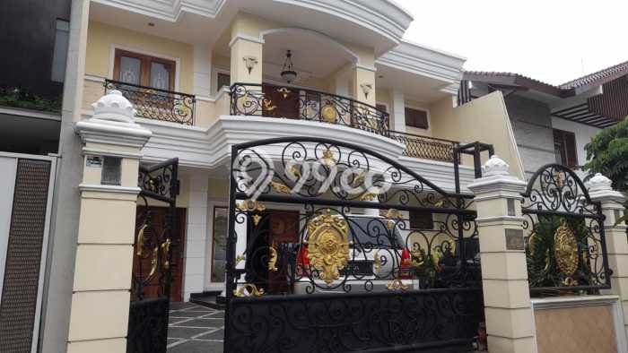 Jual Murah Rumah 4 Kamar Tidur di Intercon, Bebas Banjir, Jakarta Barat Jual Murah Rumah 4 Kamar Tidur di Intercon, Bebas Banjir, Jakarta Barat