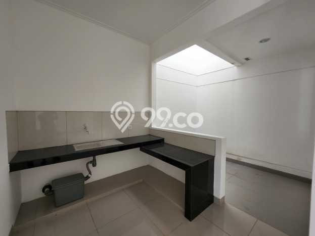 Rumah Terawat di Pantai Indah Kapuk, Jakarta Utara, Luas 100m² LB 145m² HARGA MENARIK! Rumah Terawat di Pantai Indah Kapuk, Jakarta Utara, Luas 100m² LB 145m² HARGA MENARIK!