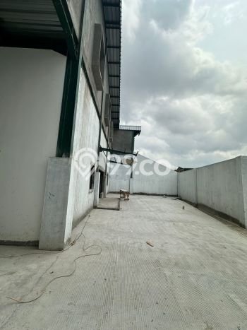 Gudang Area Komersial Kawasan Cipondoh, Luas 600m², Sentra Niaga Gudang Area Komersial Kawasan Cipondoh, Luas 600m², Sentra Niaga